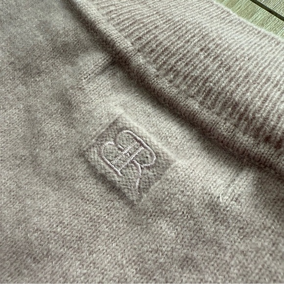 Banana Republic Venetia Cashmere Crew Neck Sweater in Silver Rose Women’s Size L - Picture 8 of 12